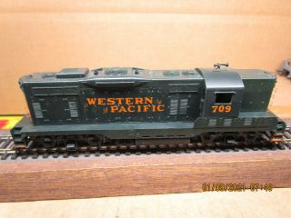 Athearn Ho Scale Western Pacific Emd Gp - 7 Dummy (non - Running) Diesel 709