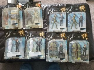 Mcfarlane X - Files Movie Fight The Future Set Of 8 Action Figures Series 1 1998