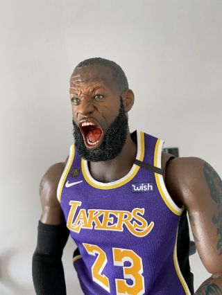 1/6 LeBron James Hand Painted Limited Edition Roaring Head Sculpt for ENTERBAY 5