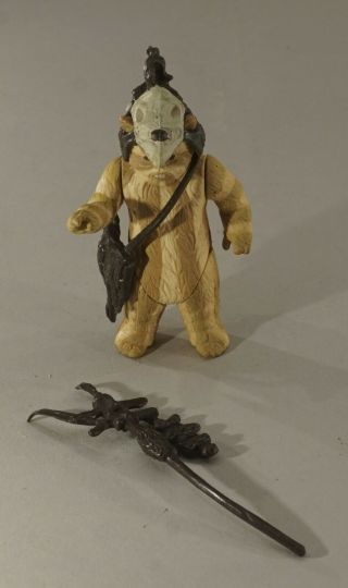 1983 Logray Star Wars Return Of The Jedi Action Figure