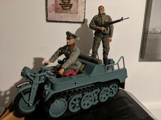 Retired 1/6 The Ultimate Soldier Kettenkrad Motorcycle