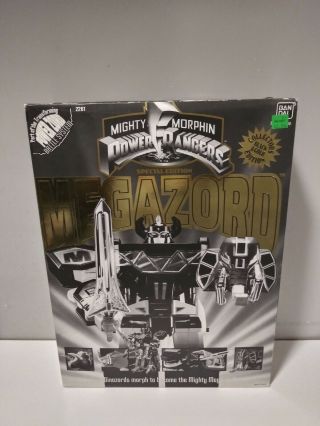 Vintage Mighty Morphin Power Rangers Black & Gold Special Edition Megazord 1993