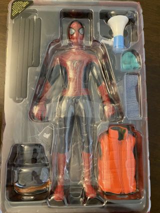 HOT TOYS THE SPIDER - MAN 2 1/6 SCALE FIGURE (OPENED) 3