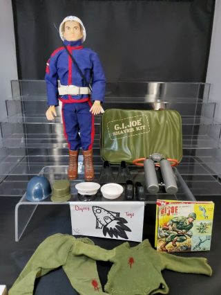 Vintage Gi Joe 12 Inch Figure With Shaver Kit And Accessories