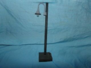G/pola " Vtg Operating Gray Metal12 - 1/4 " Lamp On Wooden Base " Una Mig 970 Or 972