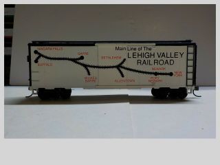 HO Mantua 40 ' Lehigh Valley R.  R Steel Map Sided Box Car 2