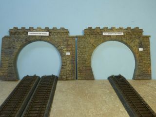 Ho Scale Two Track Tunnel Portals (2) (weathered) Faller