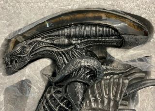 Hot Toys Alien Bust " Big Chap " 1/4 Scale Htb05 H.  R.  Giger Rare -