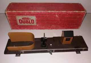 Hornby Dublo - 2475 - 2 Rail T.  P.  O.  Line Side Apparatus For Mail Coach Oo Scale