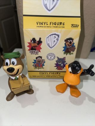 Funko Mystery Minis Warner Bros Classics,  Daffy Duck And Yogi Bear