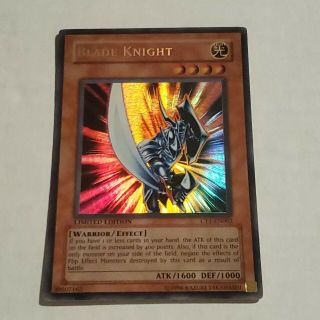 Yu - Gi - Oh: 2004 Collectors Tin - Blade Knight - Ct1 - En002 - Secret Rare - Limited