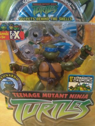 Teenage Mutant Ninja Turtles Leonardo With Bonus Dvd