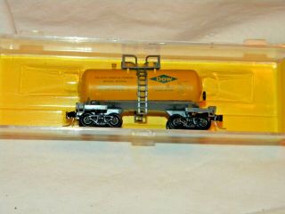 Atlas 3233 Dow Chemical Beer Can Tank Car 10243