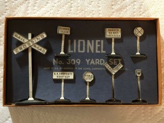 1950’s Vintage Lionel No.  309 Yard Set - Complete, .