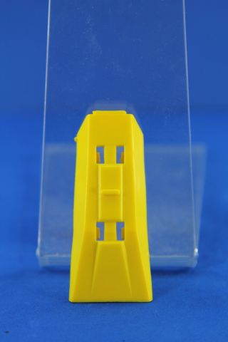 Vintage Transformers G1 Omega Supreme Yellow Large Clip
