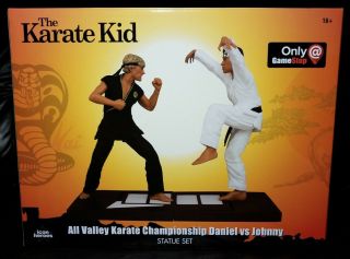 Karate Kid Championship Statue Set Gamestop Exclusive Cobra Kai Daniel Johnny