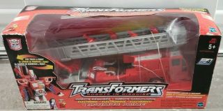 Transformers Action Figure Optimus Prime Fire Truck To Robot 2001 Misb