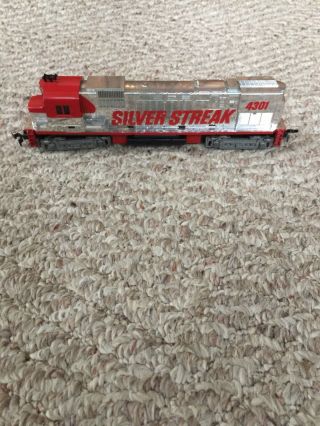 Tyco Silver Streak 4301 Ho Scale Deisel Locomotive