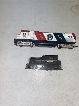 Ahm Ho Scale Powered Mdt Diesel Locomotive Illinois Central 420 And Tyco 1776