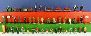 Oo Scale Figures Passengers,  Station Staff & Accessories Trolleys,  Scales Etc