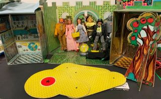 Vtg Wizard Of Oz Emerald City Playset Mego With All 7 Figures