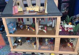 Playmobil Victorian Mansion 5300 Dollhouse With Furniture Almost Complete.
