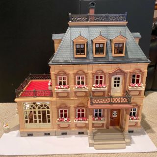 Vintage Playmobil Victorian Mansion Dollhouse 5300 Many Figures Furniture