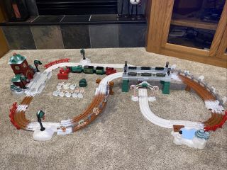 Fisher Price Geotrax North Pole Express Christmas In Toy Town Train - No Box
