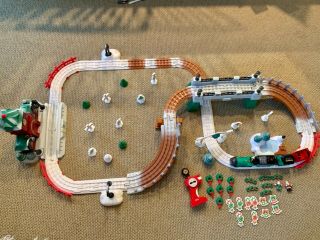 Fisher Price Geotrax North Pole Express Christmas In Toytown Train Set