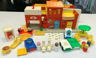 Vintage Fisher Price 997 Little People Village Play Family 1973 Complete Vguc