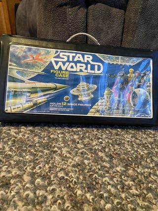Vintage 1977 - 80 Star Wars Action Figures And Star World Carrying Case