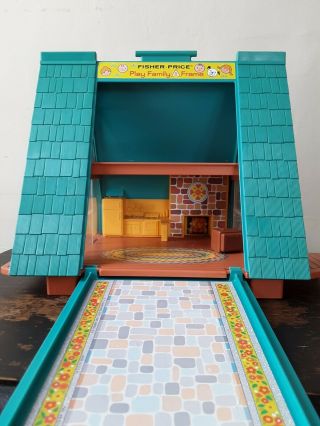 Vintage Fisher Price Play Family A Frame Little People Doll House 1974