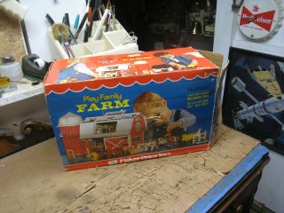 Vintage Early 1968 Fisher Price Play Family Farm W/ Box And Accessories