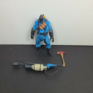 Team Fortress 2 The Pyro Blue Action Figure Toy Neca Video Game 2012 Valve