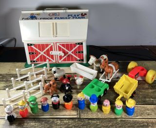 Vintage Fisher Price Play Family Farm Playset With Figures And Accessories 915