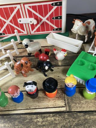 Vintage Fisher Price Play Family Farm Playset with Figures and Accessories 915 3