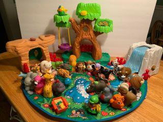 Fisher Price Little People A - Z Alphabet Learning Zoo