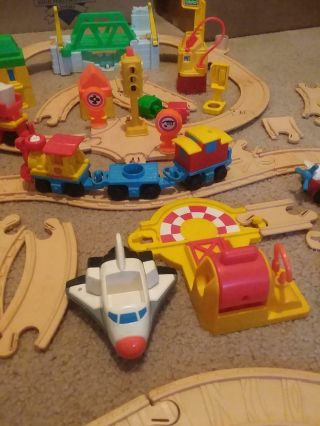 Fisher Price Flip Track Rail and Road 60 Piece Set 1990 ' s 3
