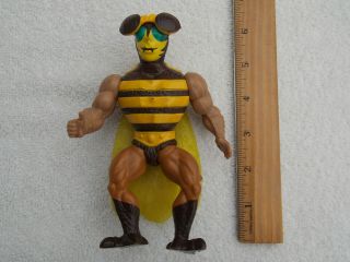 1983 Motu Masters Of The Universe He - Man Buzz - Off Buzz Off Figure With Hat