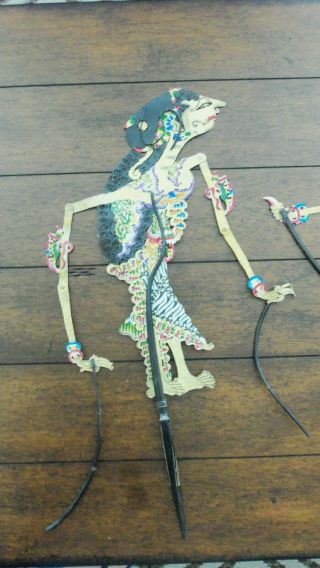 2 Large Antique Java Indonesian Wayang Kulit Stick Shadow Theatre Puppets 3