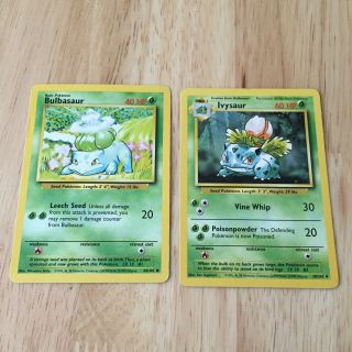 Base Set Pokemon Cards Starter Bundle,  Bulbasaur & Ivysaur Set