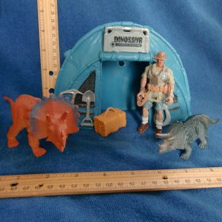 Dinosaur Discovery Expedition Play Set 5 Parts Ok Man Tent Base Camp Triceratops