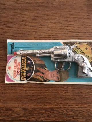 Vintage Western Man American Frontier 1970 Remco Repeater Action Shoots Single