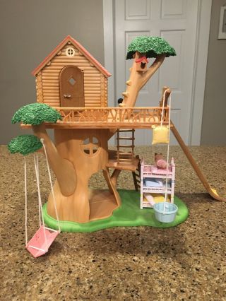 Calico Critters Tree House,  Chipmunk Family,  Babies And Bunk Beds
