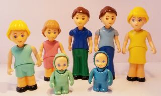 Vintage Little Tikes Dollhouse Set Of 7 Family Figures Dolls