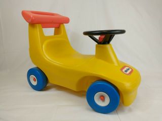 Vtg Ride on Scoot Race Car Yellow Made USA Little tikes toddler 2