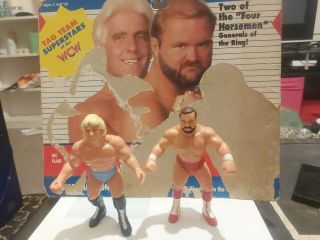 Wcw Galoob Figures Ric Flair Blue Trunks & Arn Anderson Red Trunks With Card.