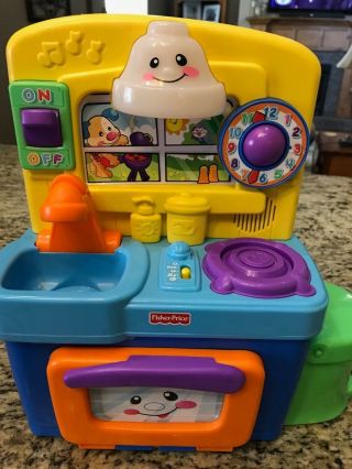 Fisher - Price Laugh & Learn Kitchen Toy Play Set Shape Sorter Lights Music Sound