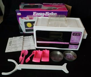 Vintage Easy Bake Oven - With Accessories - Hasbro 1997 Read