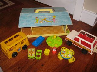 Vtg Fisher Price Little People Nursery School 929 With Top And Accessories Bus